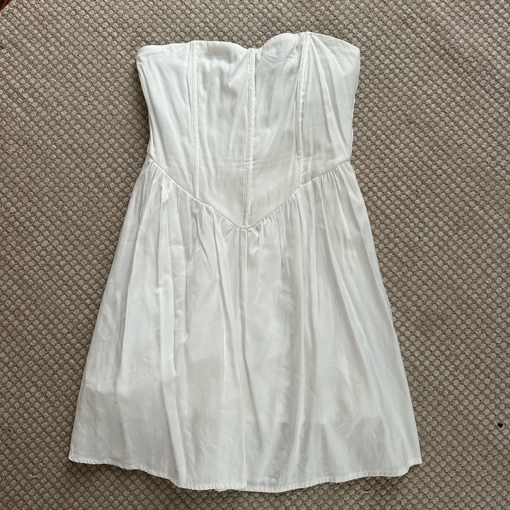 White corset Strapless Dress